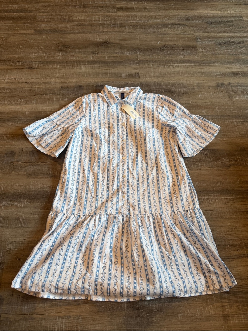 Universal Thread Blue & White Striped Floral-Print Midi Dress